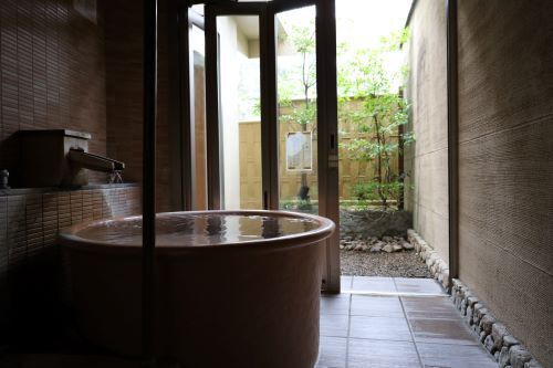 2023.02.22.10ss-blog.jpg